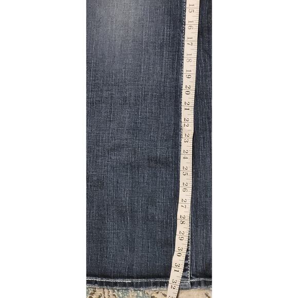 BKE Kate Low-Rise Bootcut Jeans Faded Distressed Tag 32Wx33.5L Actual 32Wx32L - Picture 5 of 11
